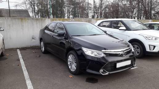 TOYOTA CAMRY